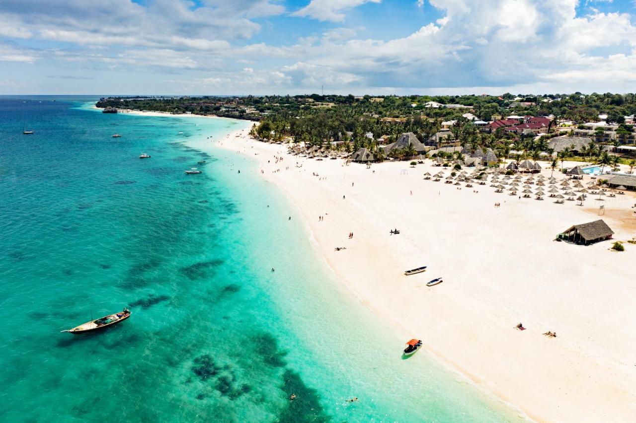 Gold Zanzibar Beach House & Spa Кендва Экстерьер фото