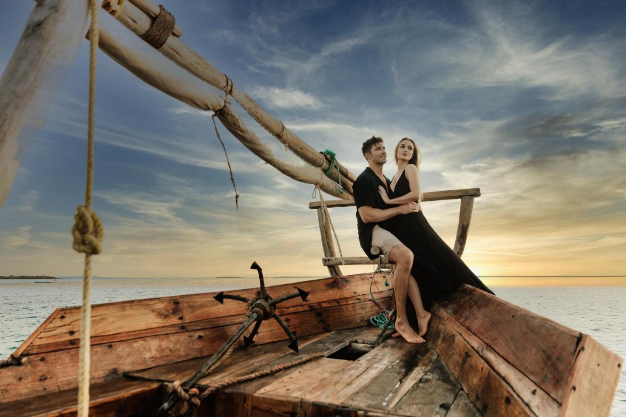 Gold Zanzibar Beach House & Spa Кендва Экстерьер фото