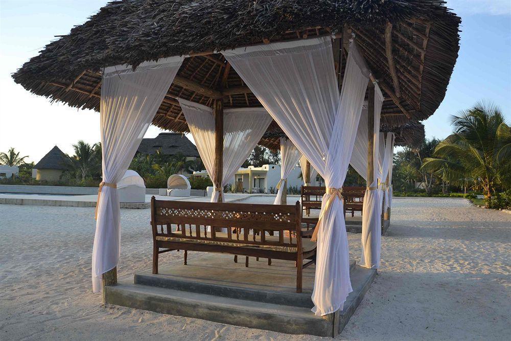 Gold Zanzibar Beach House & Spa Кендва Экстерьер фото