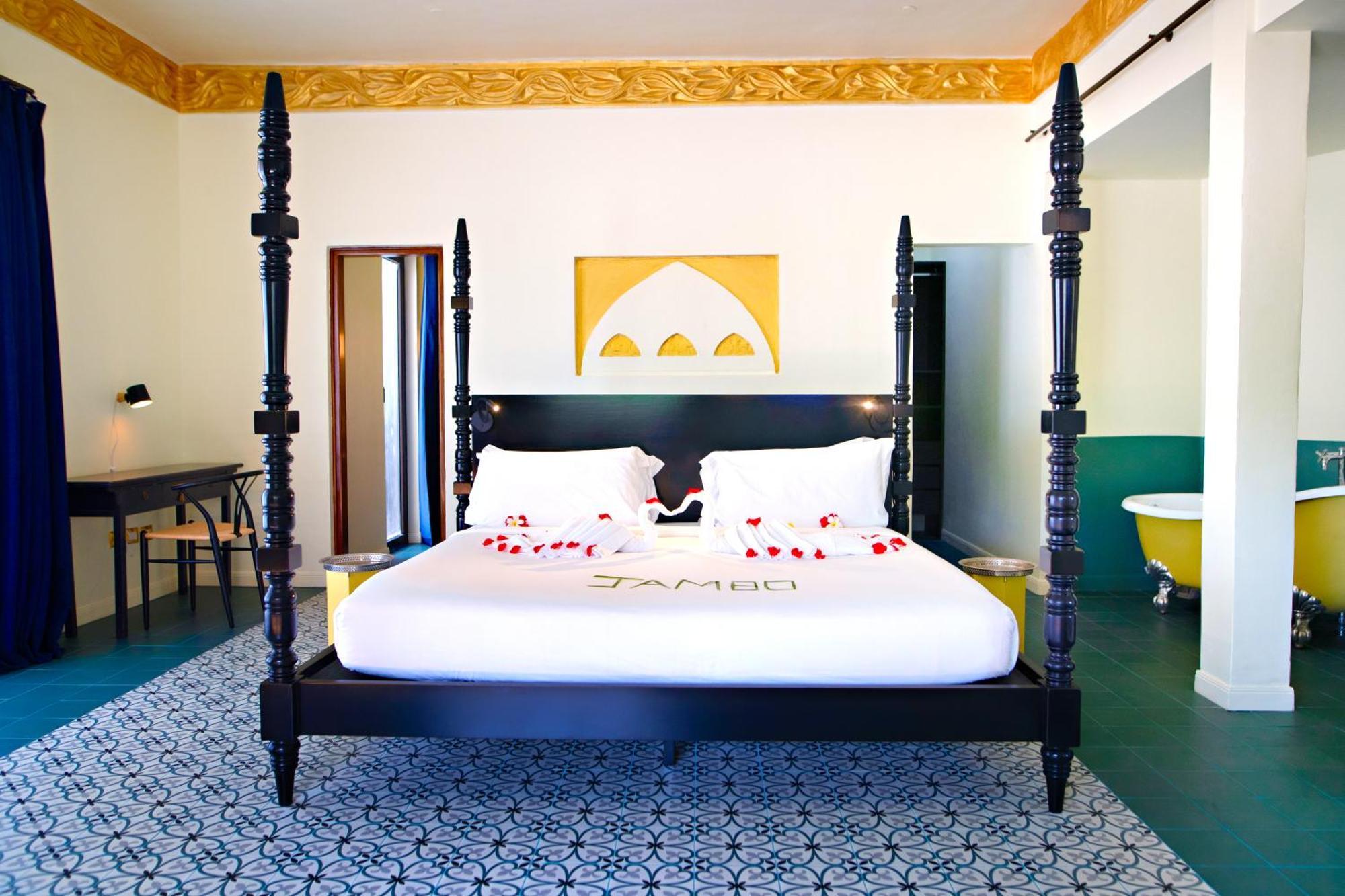 Gold Zanzibar Beach House & Spa Кендва Экстерьер фото