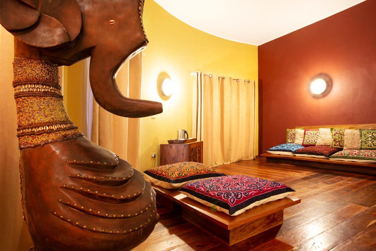 Gold Zanzibar Beach House & Spa Кендва Экстерьер фото