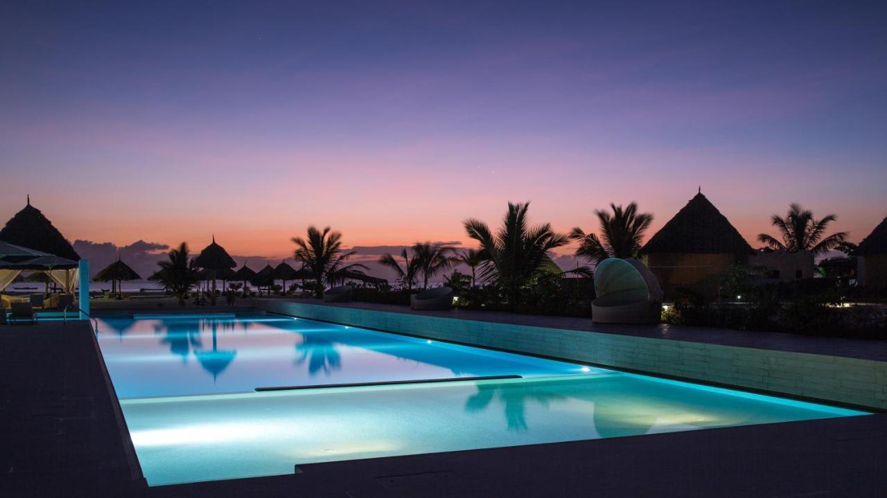 Gold Zanzibar Beach House & Spa Кендва Экстерьер фото