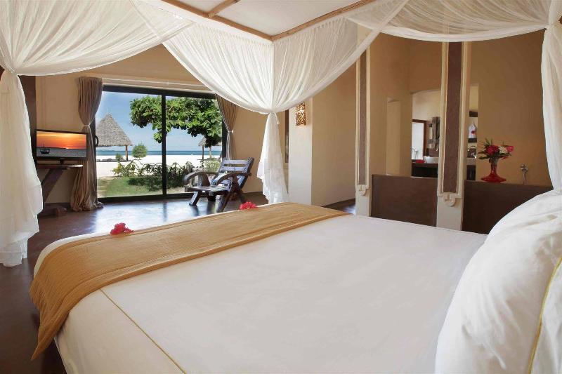 Gold Zanzibar Beach House & Spa Кендва Экстерьер фото
